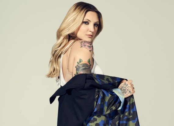 Julia Michaels